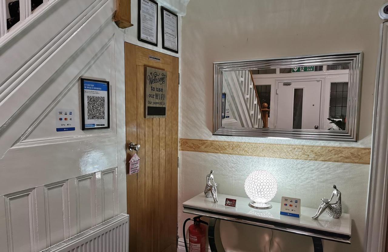 Sunnydale Hotel Blackpool Buitenkant foto