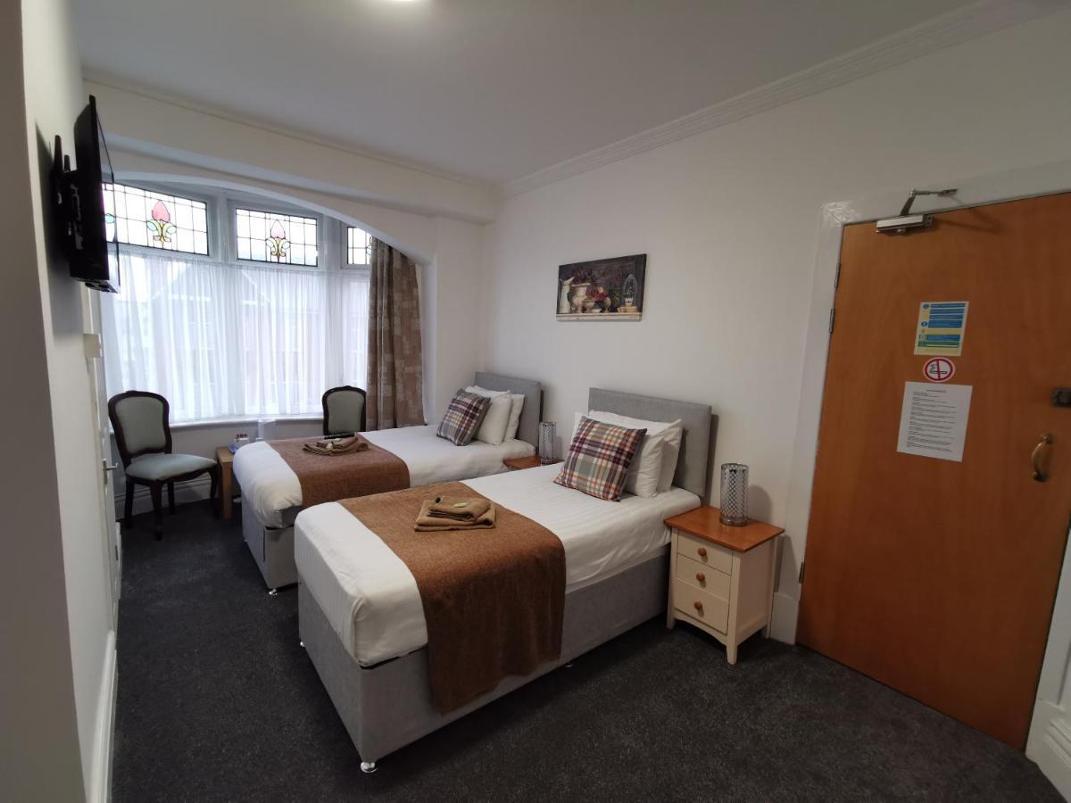 Sunnydale Hotel Blackpool Buitenkant foto