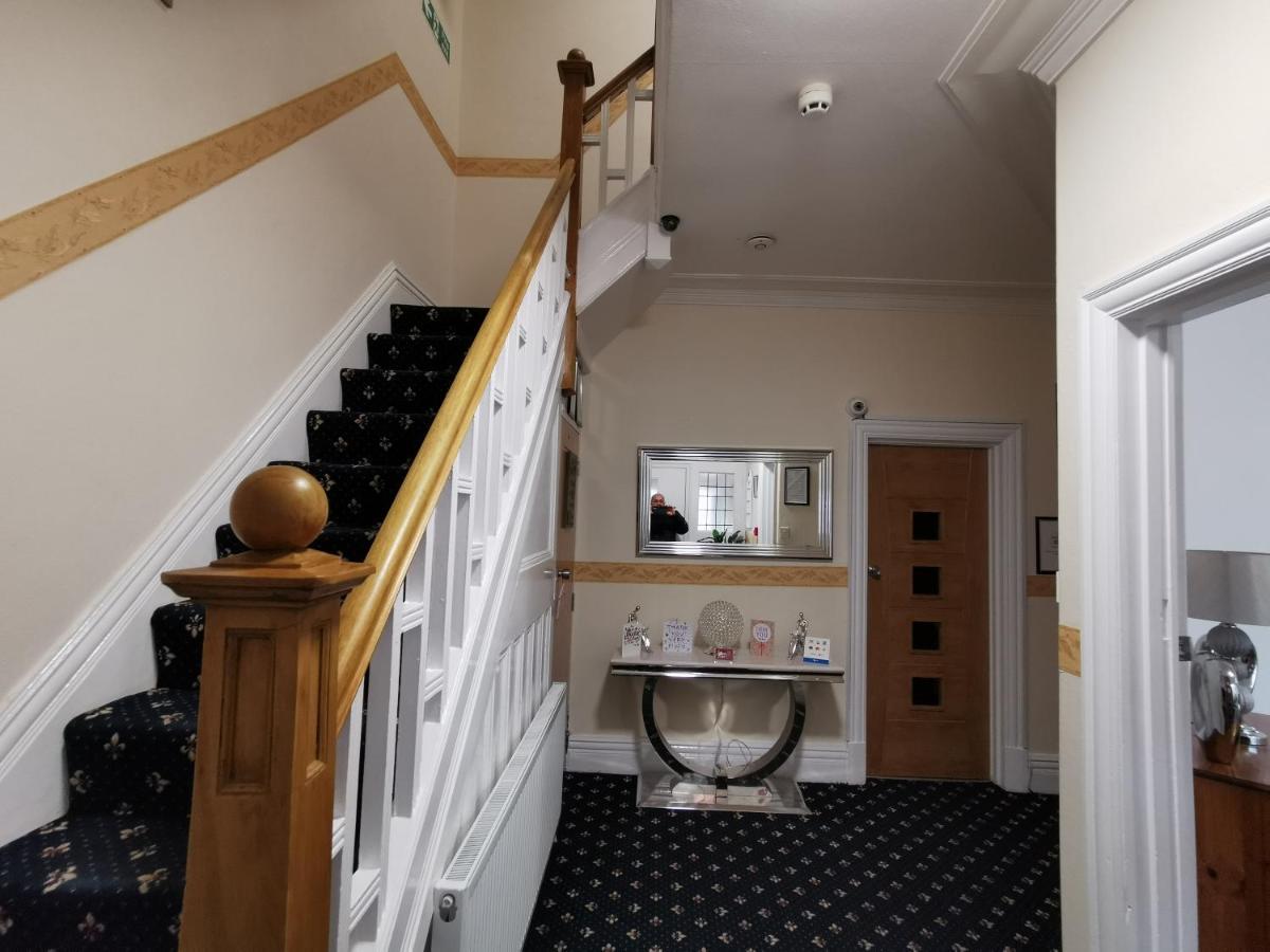 Sunnydale Hotel Blackpool Buitenkant foto